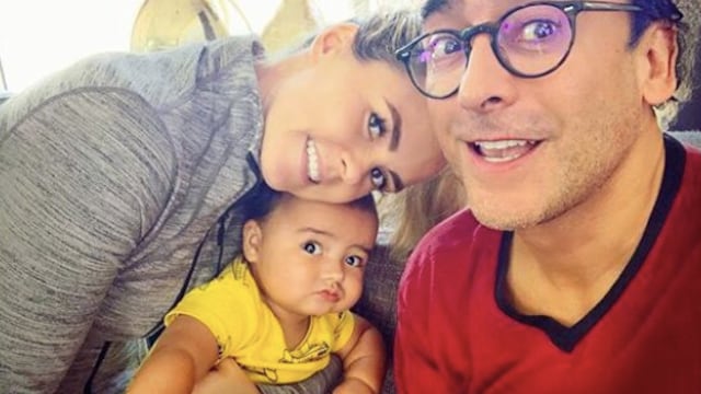 Adal Ramones y familia