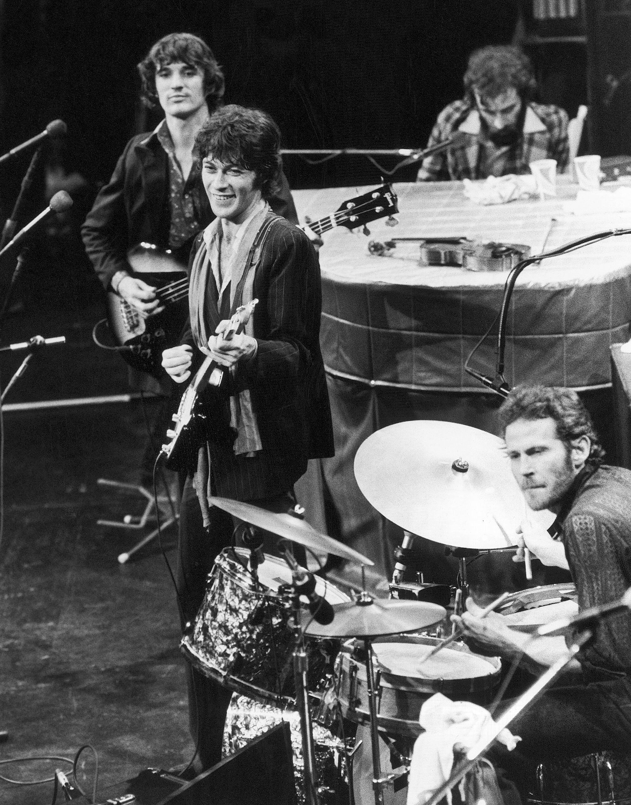 El revolucionario Robbie Robertson de The Band ha muerto a los 80 años