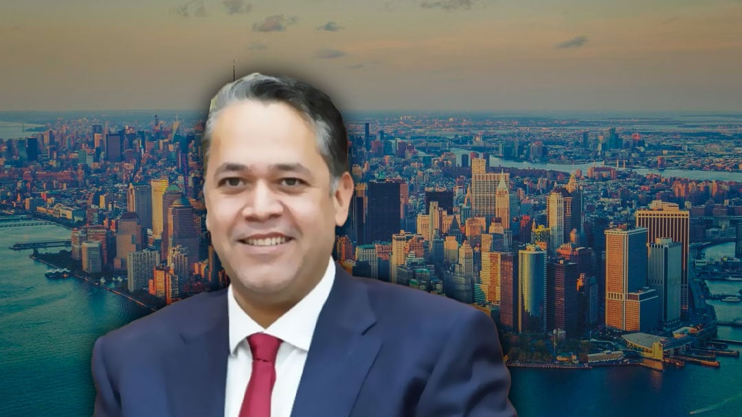 Enrique Díaz se habría entregado en Nueva York y no en Europa
