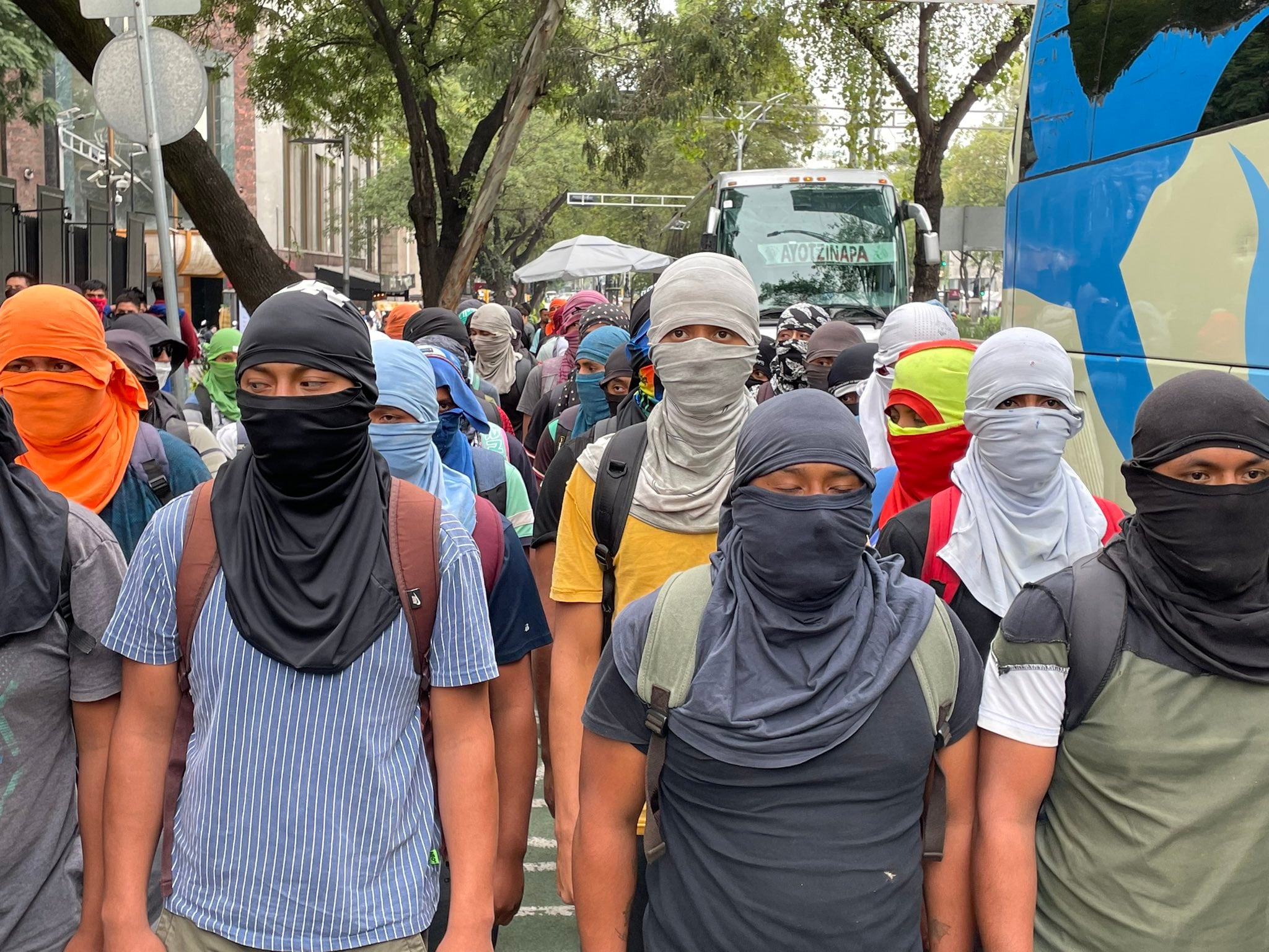 Normalistas en la Cámara de Senadores