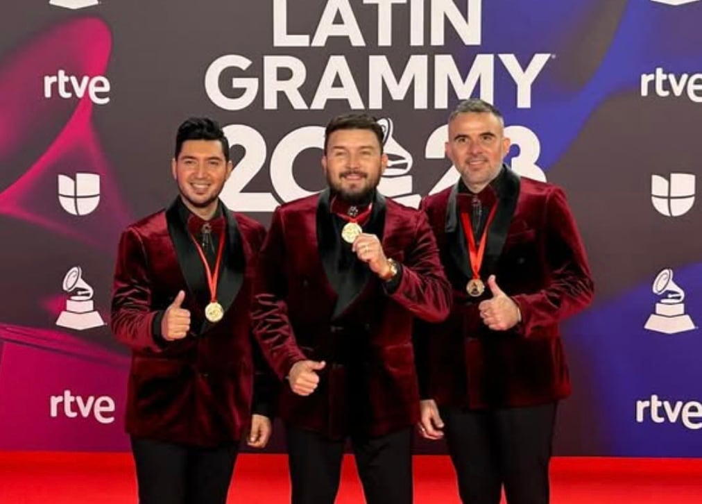 Poncho Lizarraga y El Recodo