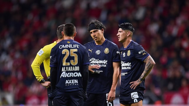 Alan Pulido y Erick Gutiérrez en el Toluca vs Chivas.