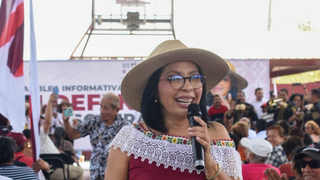 Esthela Damián pide a líderes sociales defender sus principios en Guerrero