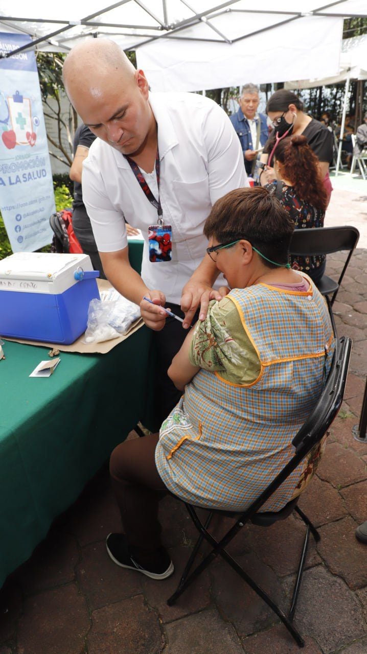 Lía Limón refrenda acciones en favor de los adultos de la tercera edad