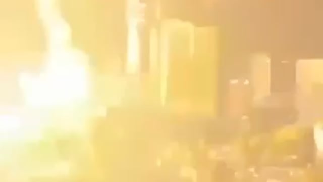 Impacto en Tel Aviv que el Domo de Hierro de Israel no pudo evitar