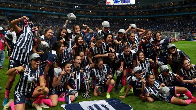 Las Rayadas celebra el título del Apertura 2019