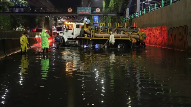 Inundaciones en CDMX: Lluvia de 2 millones de metros cúbicos provoca caos en Álvaro Obregón