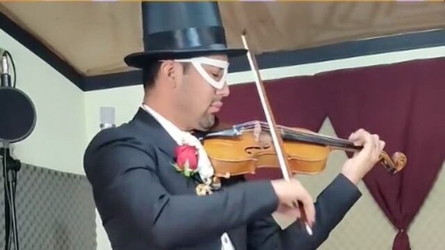 Mariachi interpreta opening de 'Sailor Moon'