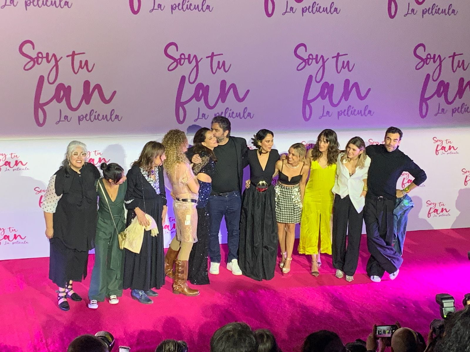 El elenco de 'Soy tu fan, la película'