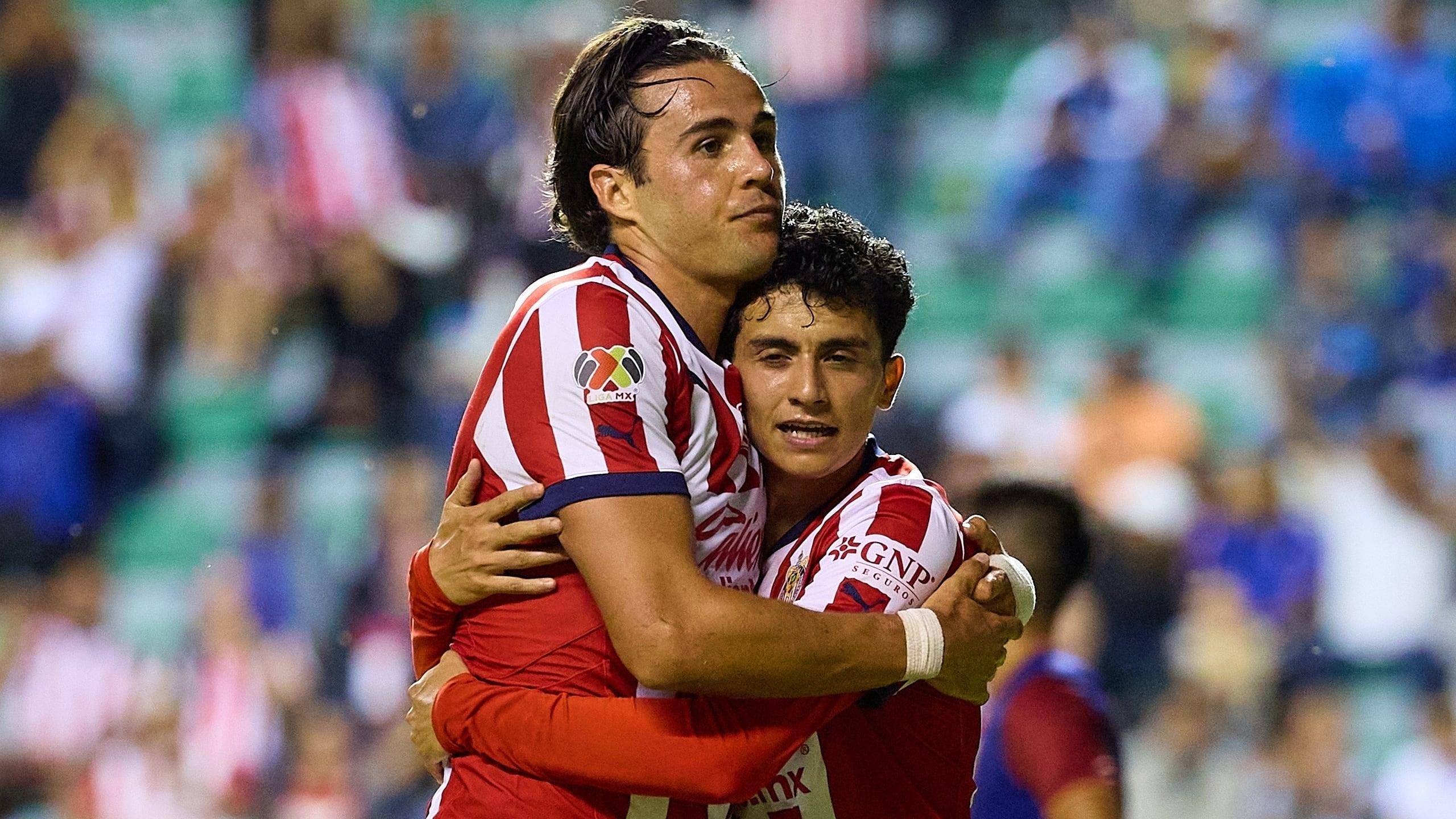 Teun Wilke celebrando su gol contra Atlante