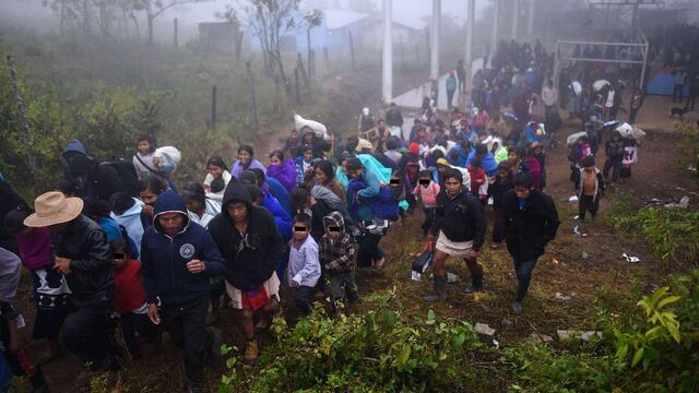 3500 indígenas tsotsiles regresando a su comunidad a pesar de condiciones de inseguridad y violencia.