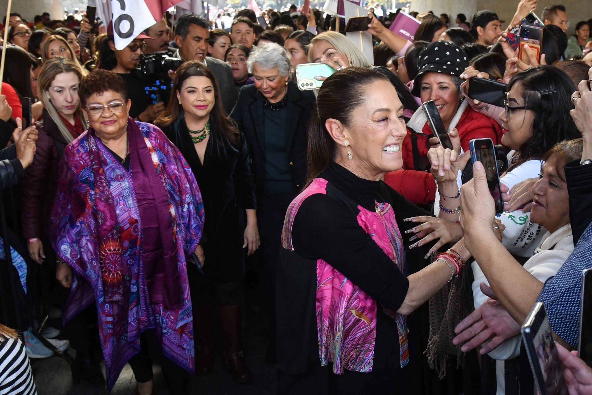Ernestina Goody reaparece a un lado de Claudia Sheinbaum