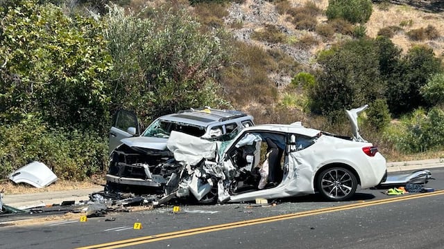 Rudy Giuliani sufre fractura de vértebra tras accidente automovilístico