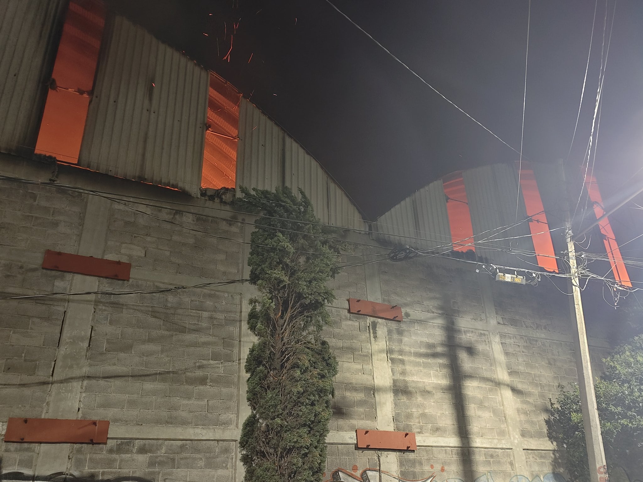Incendio Iztapalapa hoy 22 de mayo