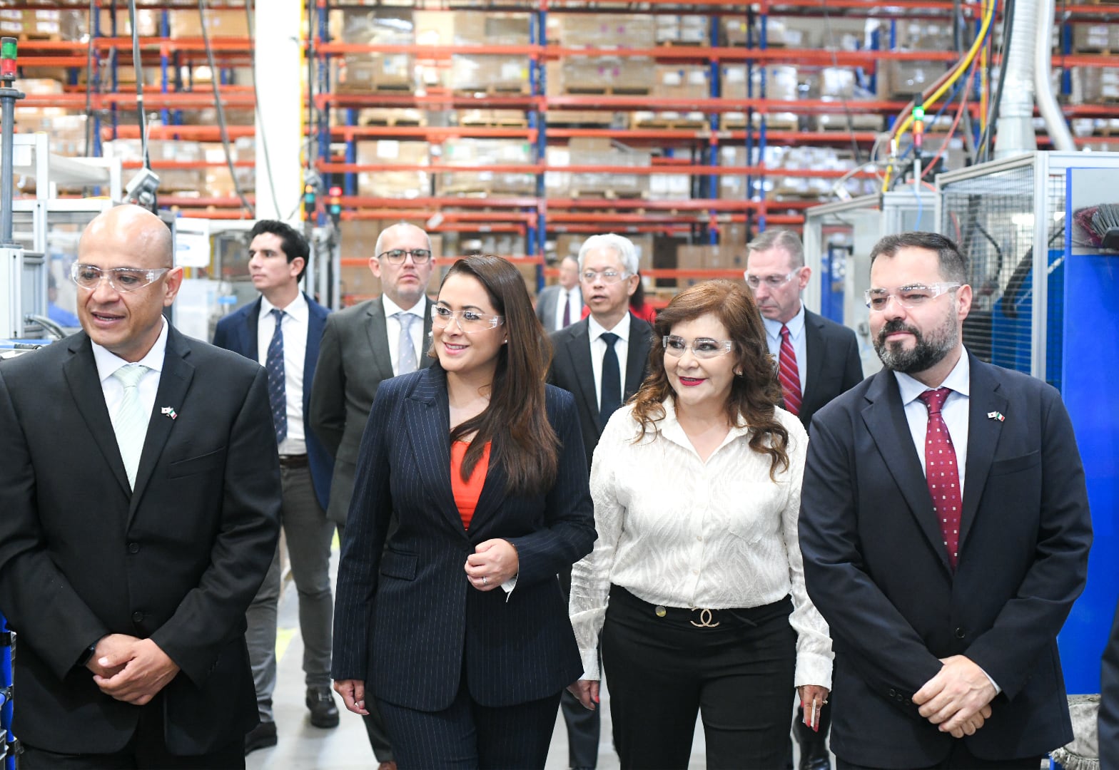 Tere Jiménez pone en marcha ampliación de almacén y producción de Yokohama Industries Americas.