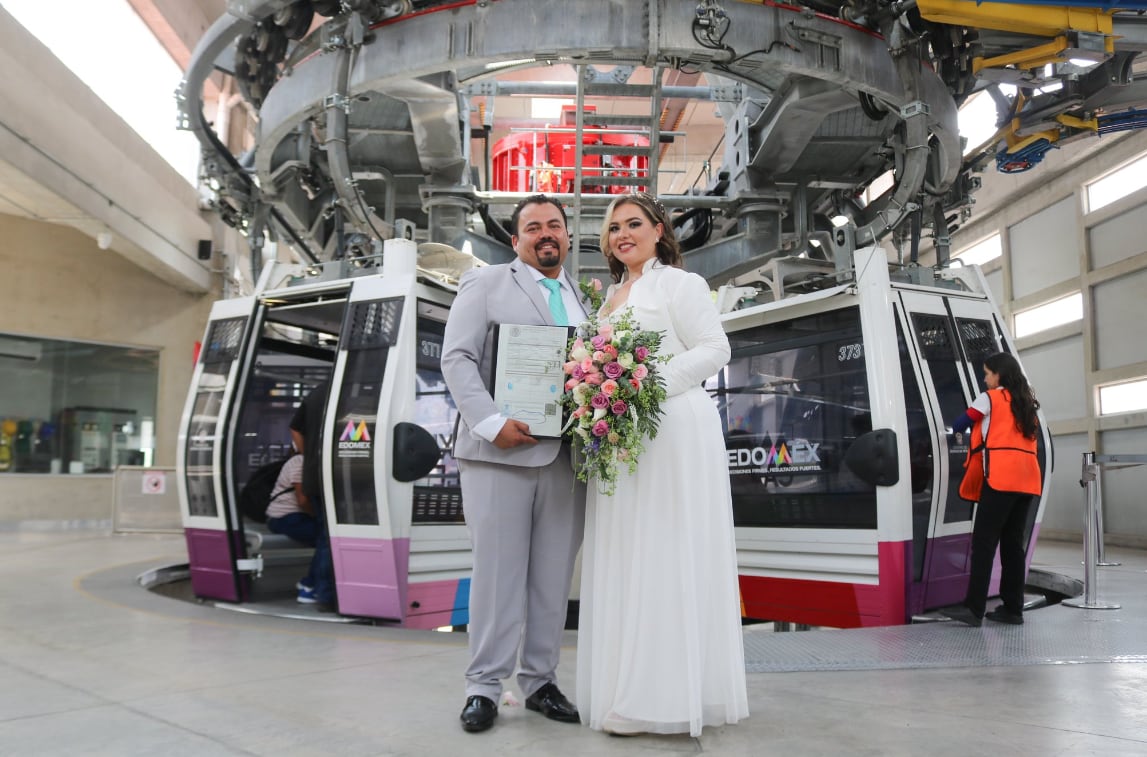 Boda en el Cablebús