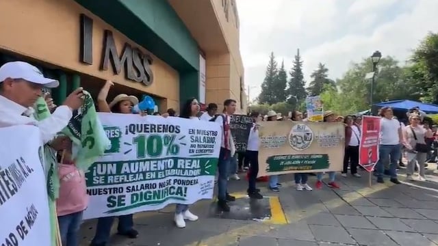 Trabajadores y jubilados del IMSS protestan en CDMX y afectan Circuito Interior
