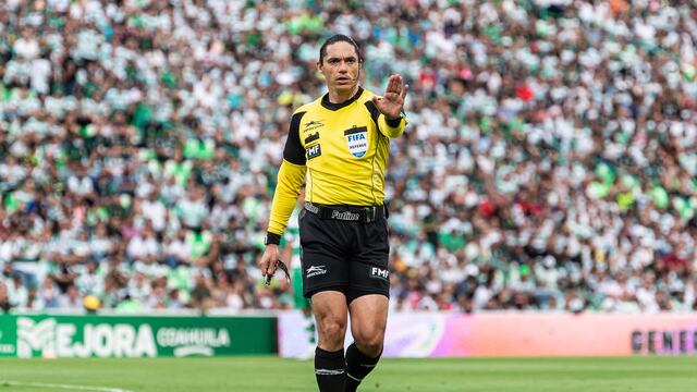Óscar Macías