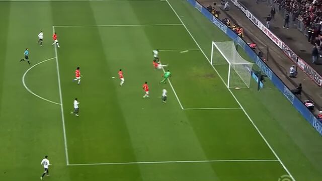 Falla sin portero del delantero del Ajax