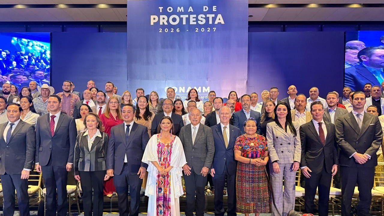 Janecarlo Lozano asume presidencia de la CONAMM