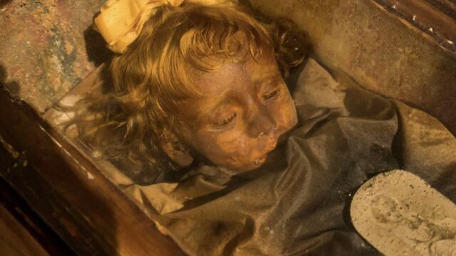 Rosalía Lombardo, la momia más hermosa del mundo