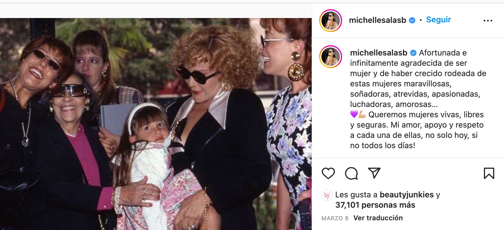 Michelle Salas con sus abuelas