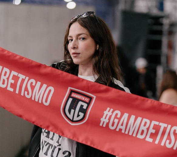 Paty Cantú participa en la People League como directora de La Gambeta FC