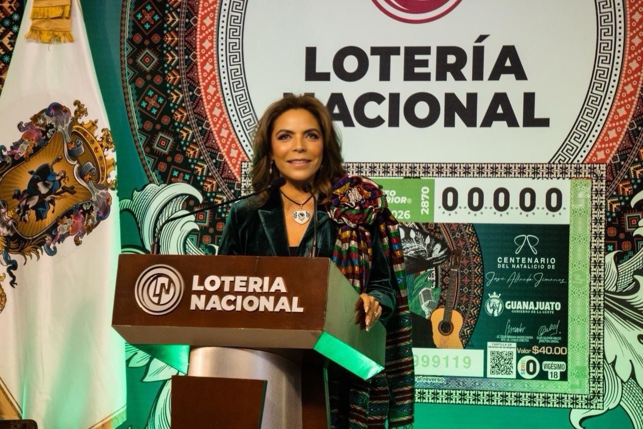 Lotería Nacional realiza sorteo especial por el centenario de José Alfredo Jiménez.