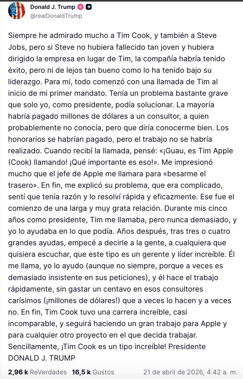 Donald Trump elogias a Tim Cook tras dejar de ser CEO de Apple