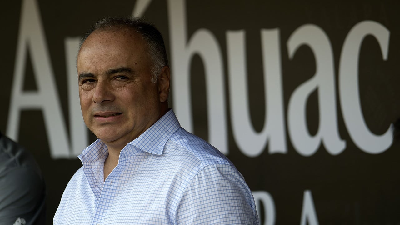 Guillermo Vázquez en el banquillo escualo.