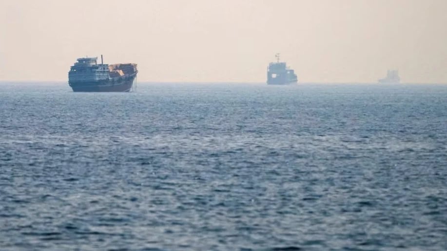 Irán cierra el estrecho de Ormuz “hasta nuevo aviso” tras ataques