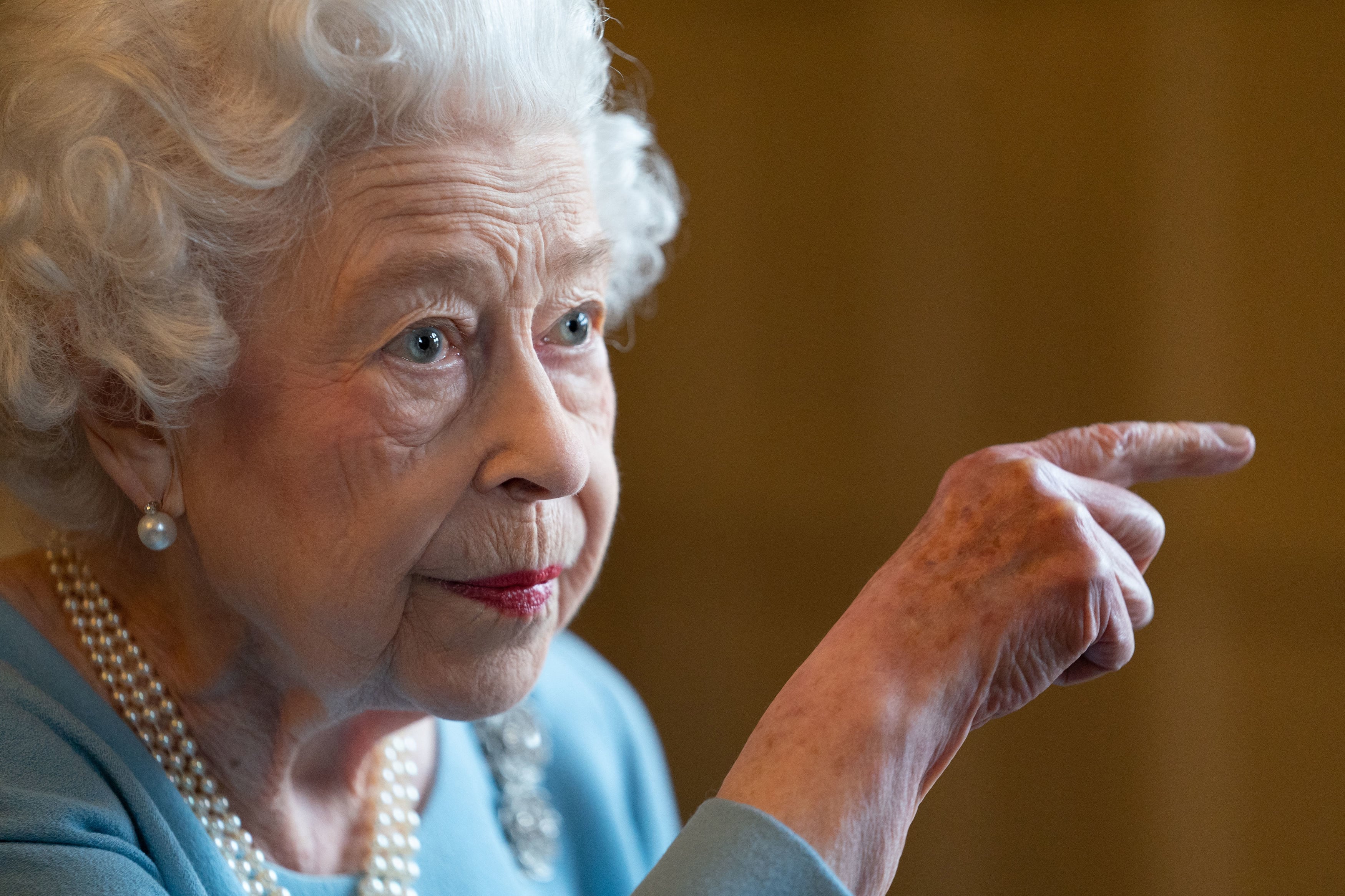 Reina Isabel II