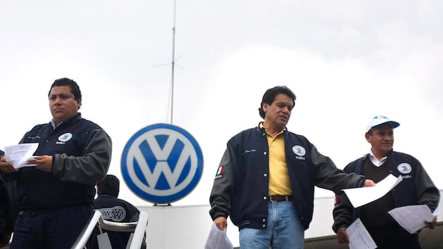 SITIAVW alista guardias por posible huelga en Volkswagen Puebla