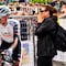 ¡Hasta las lágrimas! Mamá de Isaac del Toro rompe en llanto al verlo en el podio del Giro de Italia