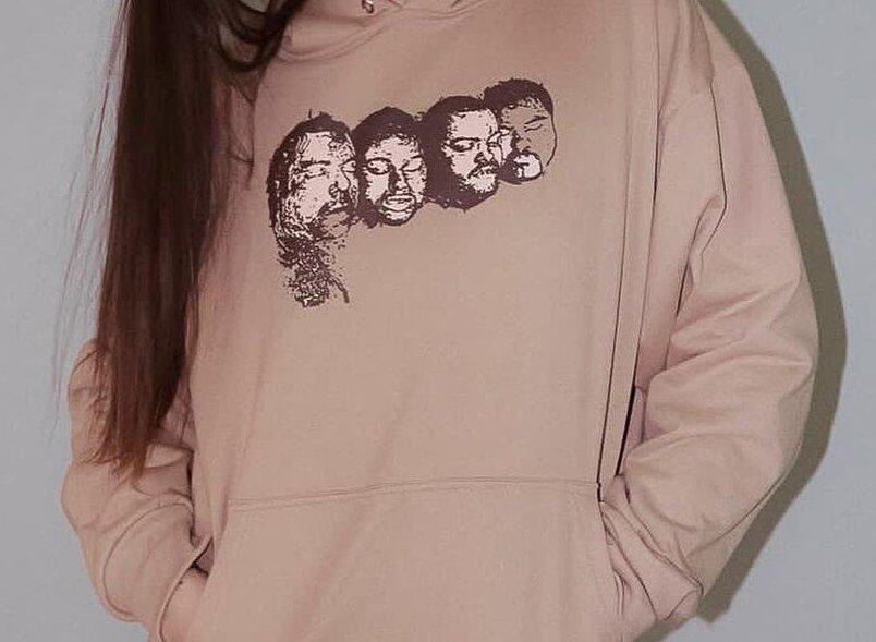 Estampado con cabezas mutiladas