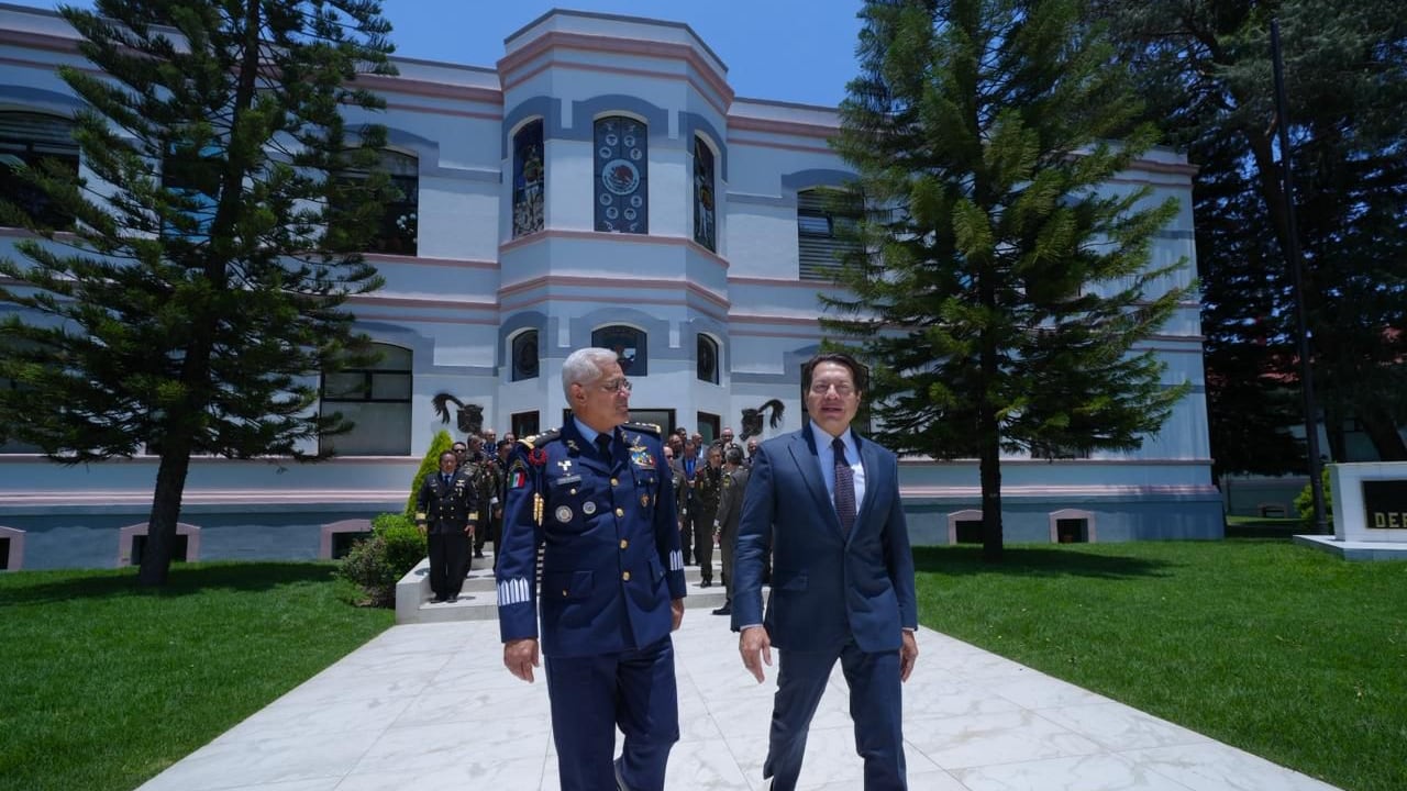 Mario Delgado anuncia más de 367 mil nuevos espacios educativos en México