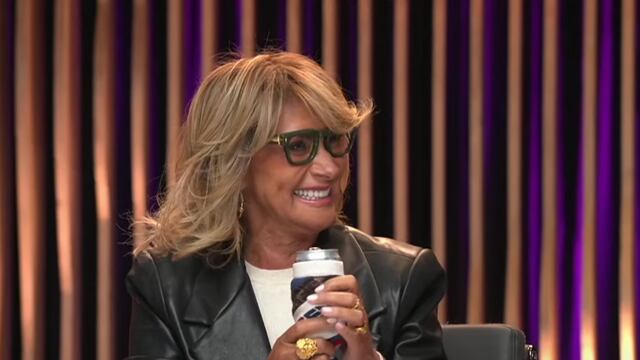 Con Adela Micha aplican consejos del calcetín de Martha Debayle