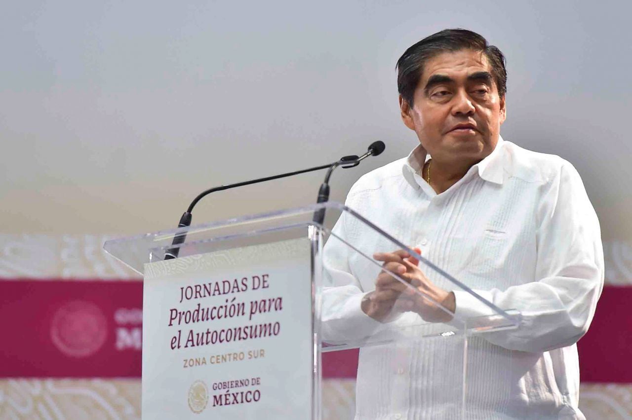 Miguel Barbosa; gobernador de Puebla