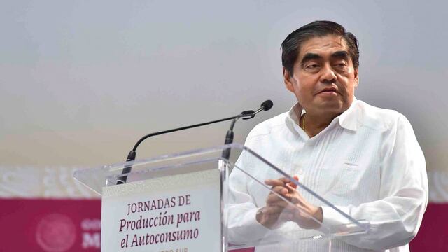 Miguel Barbosa; gobernador de Puebla