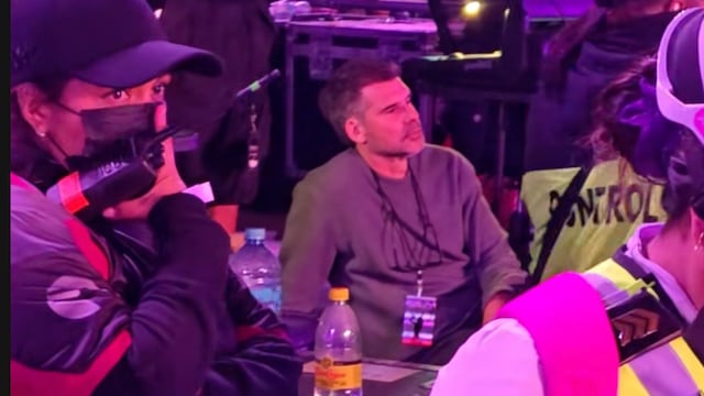 Antonio de la Rúa asistió al concierto de Shakira en el Zócalo de la CDMX