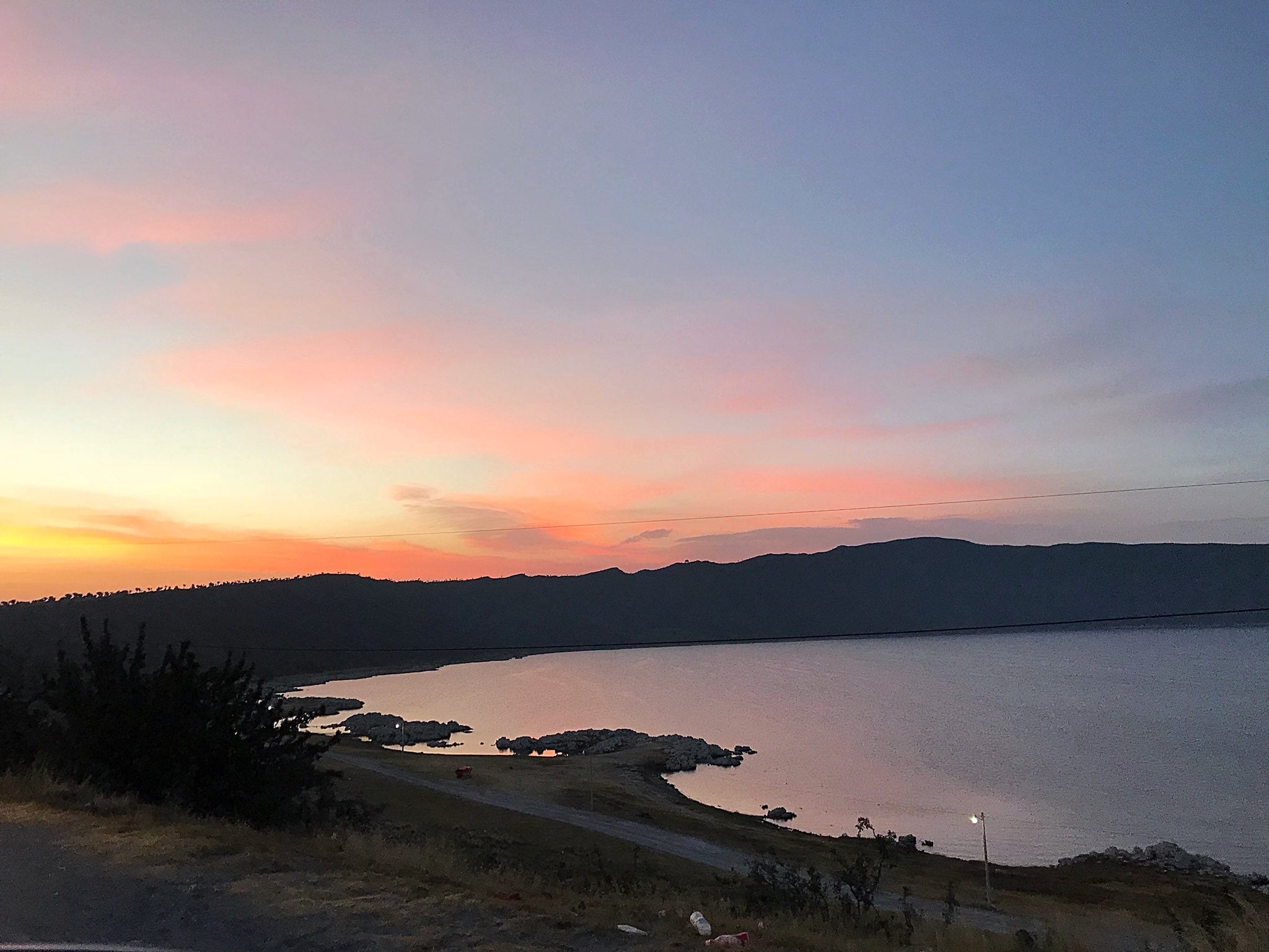 Niña de 10 años, la mejor guía de turistas en la Laguna de Alchichilca, Puebla