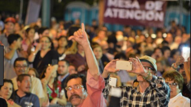 ¿No será que son auténticas, genuinas, reales, las porras al presidente y el abucheo a los gobernadores?