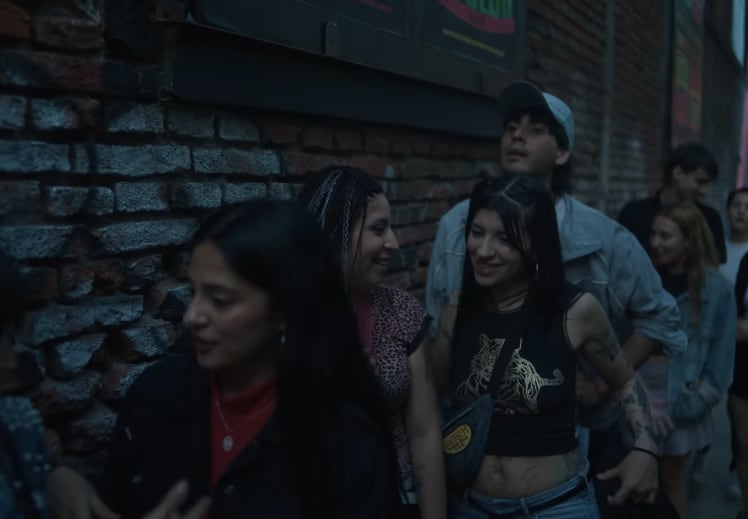 “Con otra” de Cazzu