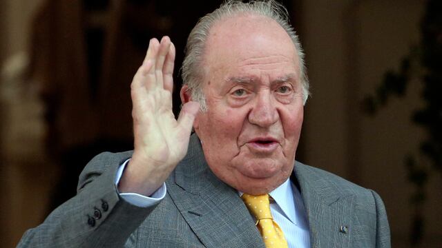 El diario español habría publicado por error un borrador con el peor pronóstico para la operación del monarca