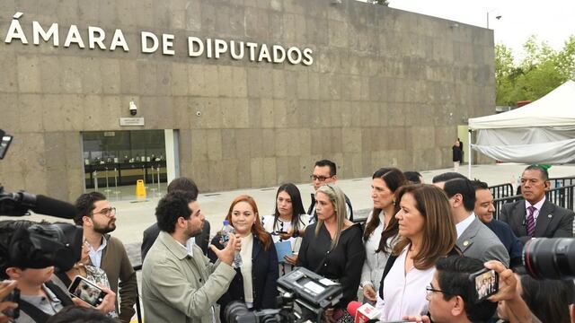 Estudiantes de Derecho y diputados de derecha en la Cámara de Diputados