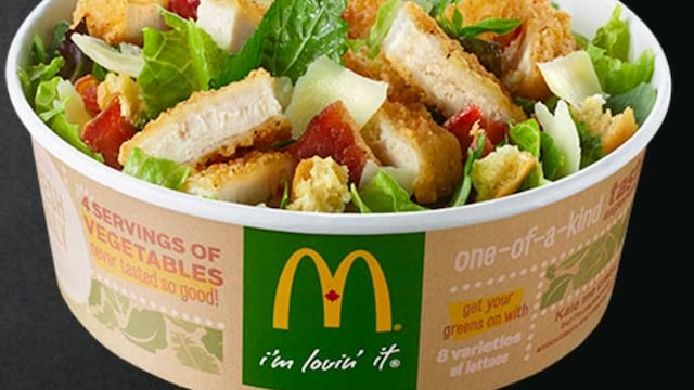 Ensalada poco saludable.