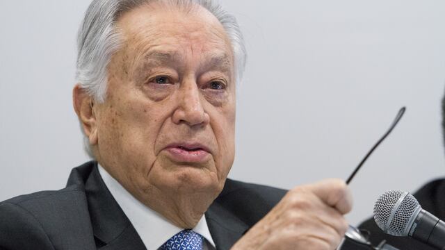 Manuel Bartlett, director de la CFE.