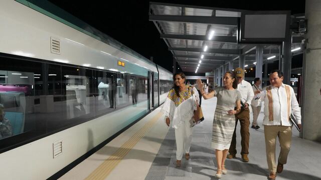 Claudia Sheinbaum da arranque a obras del Tren Maya de carga y da fecha de término