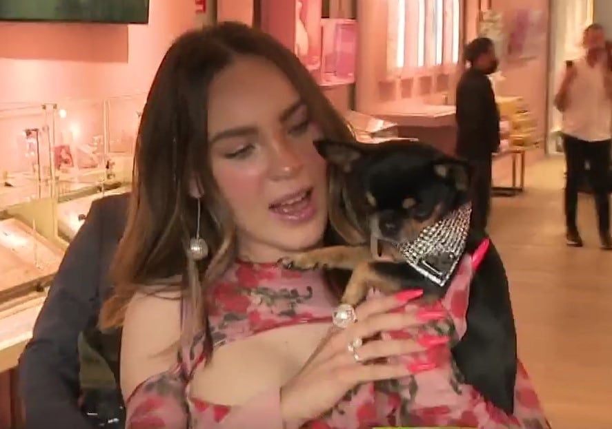 Belinda y su perro 'Cuatro'