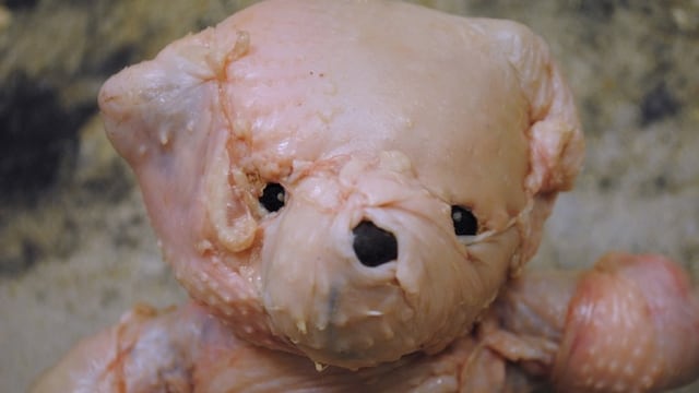 Oso hecho con pollo.